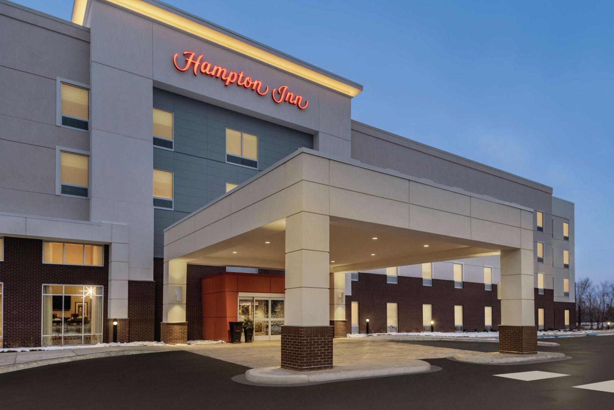 Hampton Inn Brooklyn Park Exterior foto